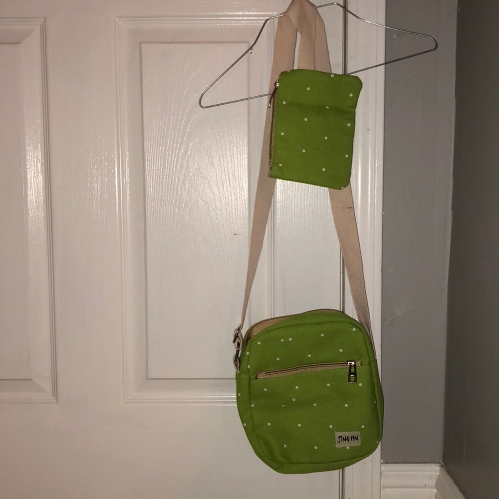 Green cross body bag